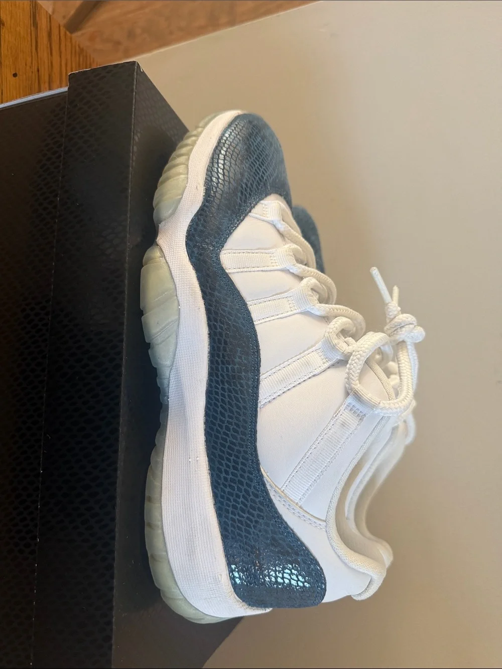 Air Jordan 11 retro low LE